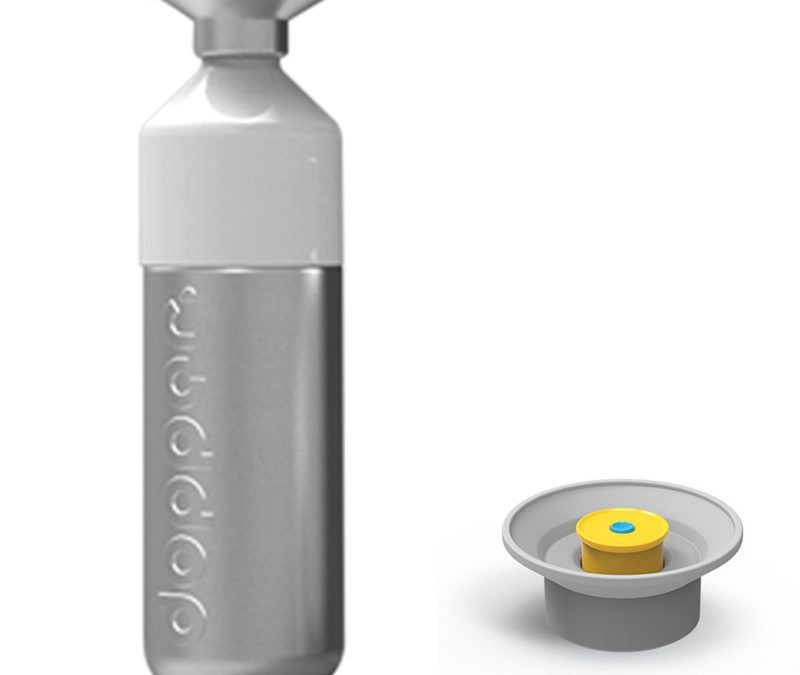 A sports bottle in stainless steel, customizable and design